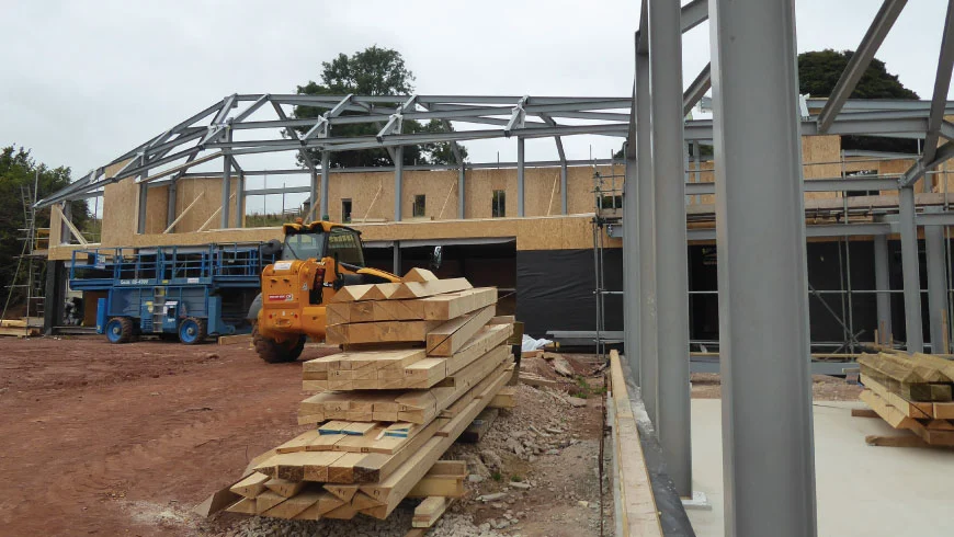 Derbyshire Longhouse steel frame and SIPs